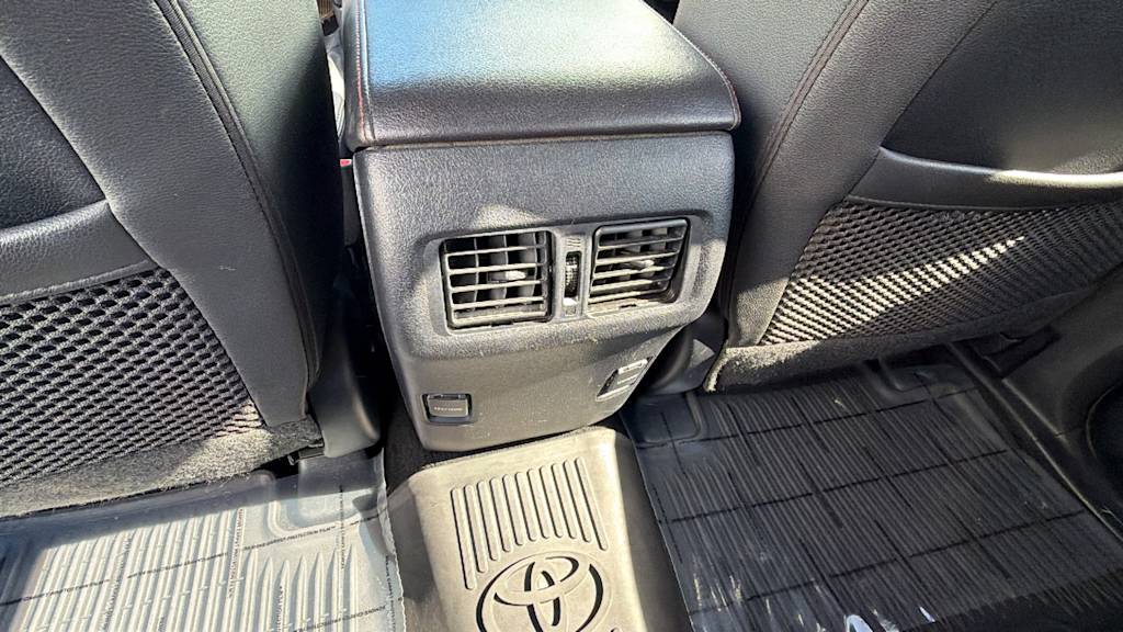 Thumbnail: 2019 Toyota 4Runner - 30
