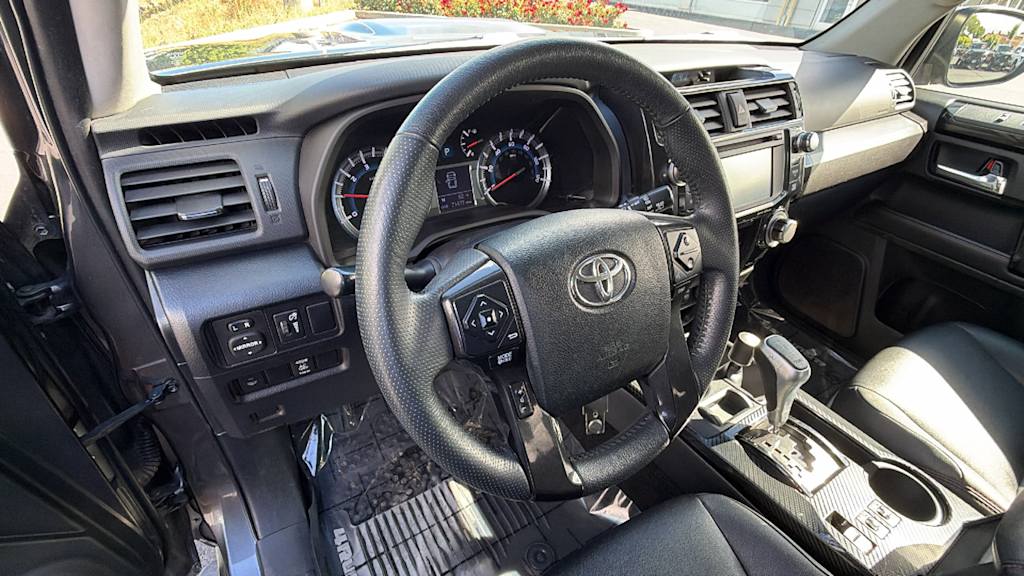 Thumbnail: 2019 Toyota 4Runner - 2