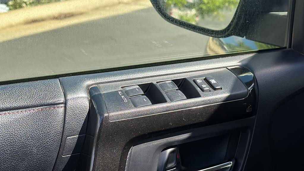 Thumbnail: 2019 Toyota 4Runner - 27