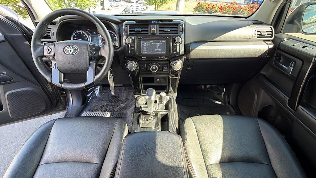 Thumbnail: 2019 Toyota 4Runner - 12