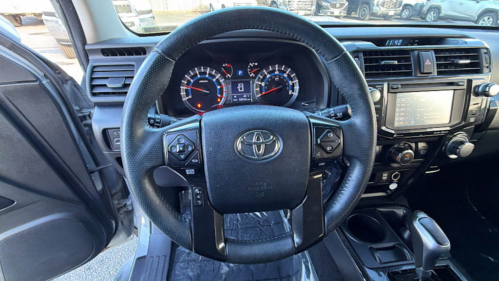 Thumbnail: 2017 Toyota 4Runner - 9