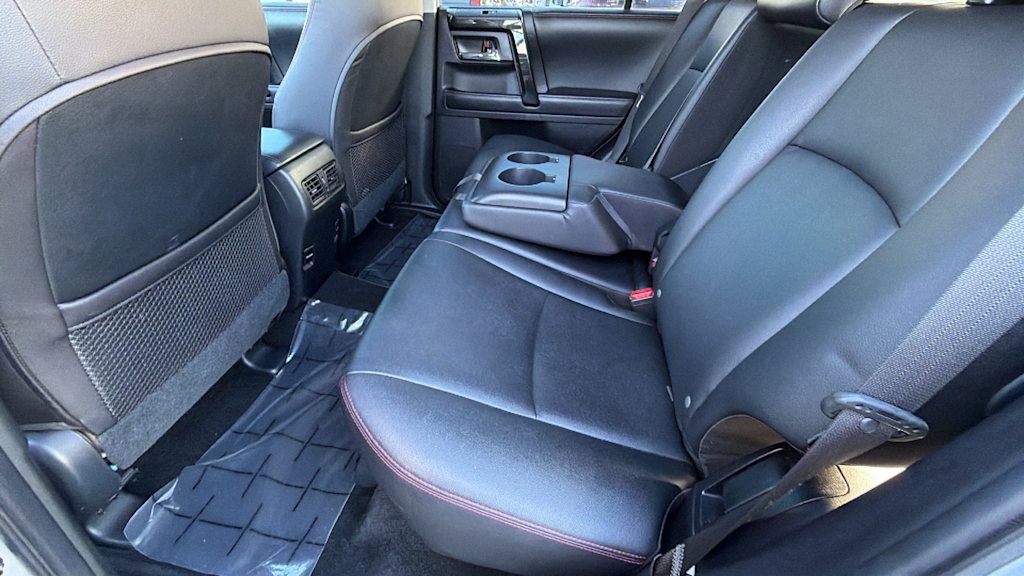 Thumbnail: 2017 Toyota 4Runner - 12