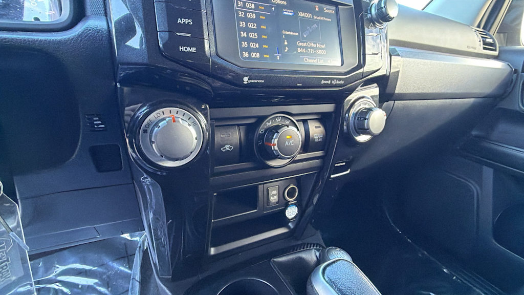 Thumbnail: 2017 Toyota 4Runner - 14