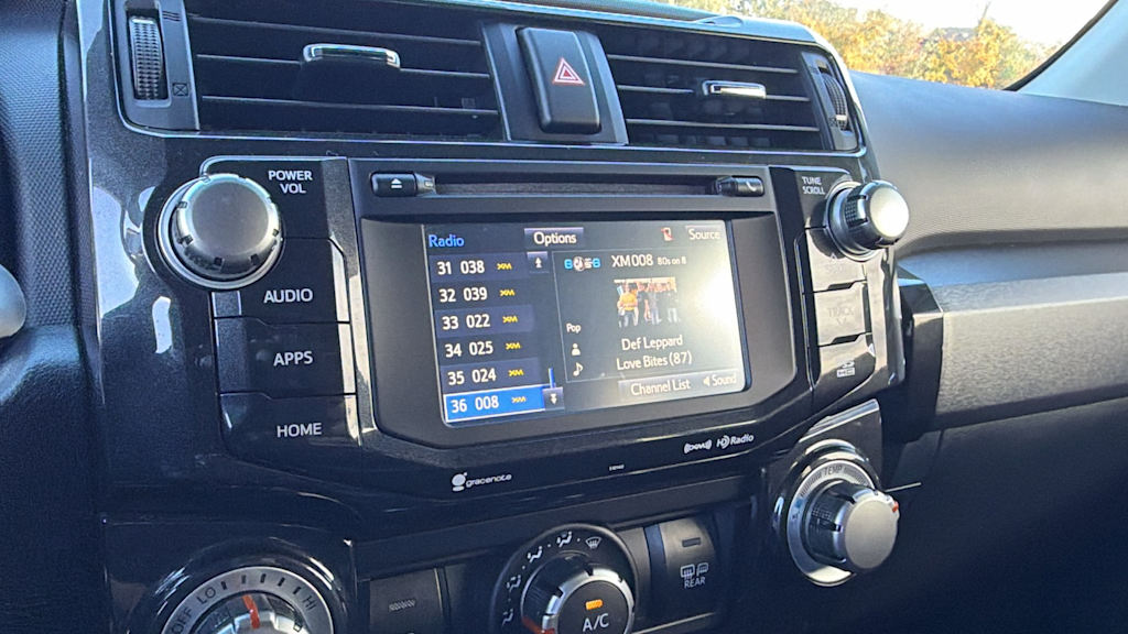 Thumbnail: 2017 Toyota 4Runner - 23