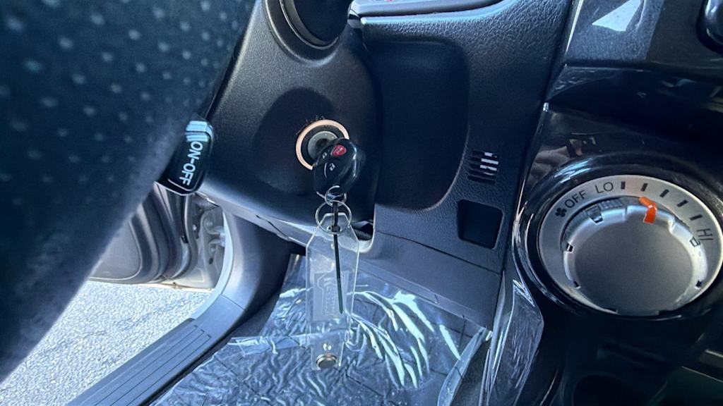 Thumbnail: 2017 Toyota 4Runner - 25