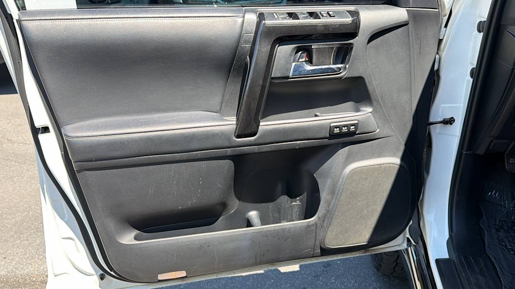 Thumbnail: 2021 Toyota 4Runner - 28