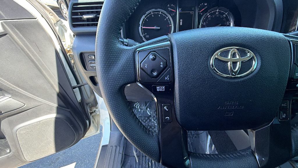 Thumbnail: 2021 Toyota 4Runner - 25