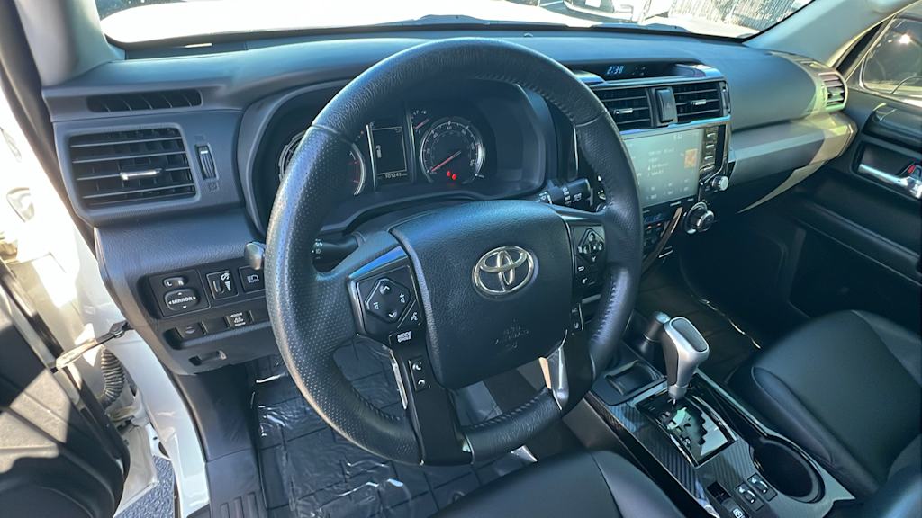 Thumbnail: 2021 Toyota 4Runner - 3