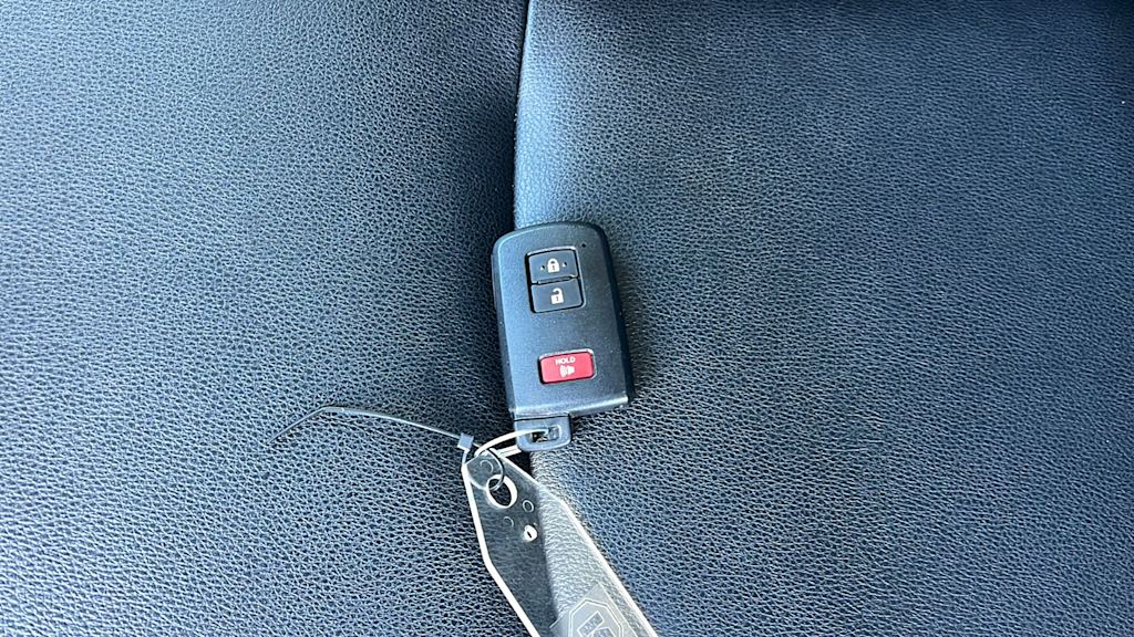 Thumbnail: 2021 Toyota 4Runner - 17