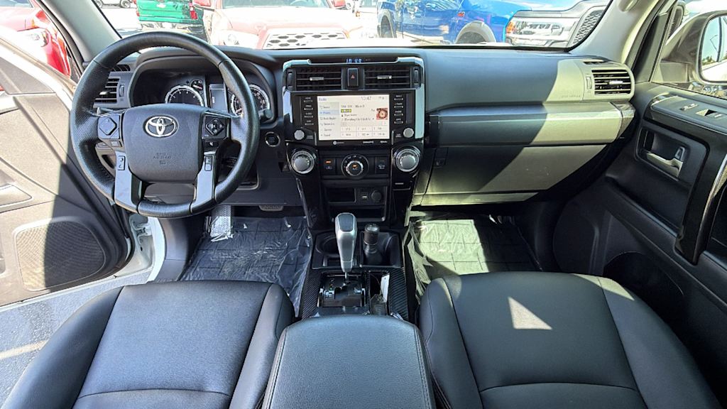 Thumbnail: 2024 Toyota 4Runner - 12