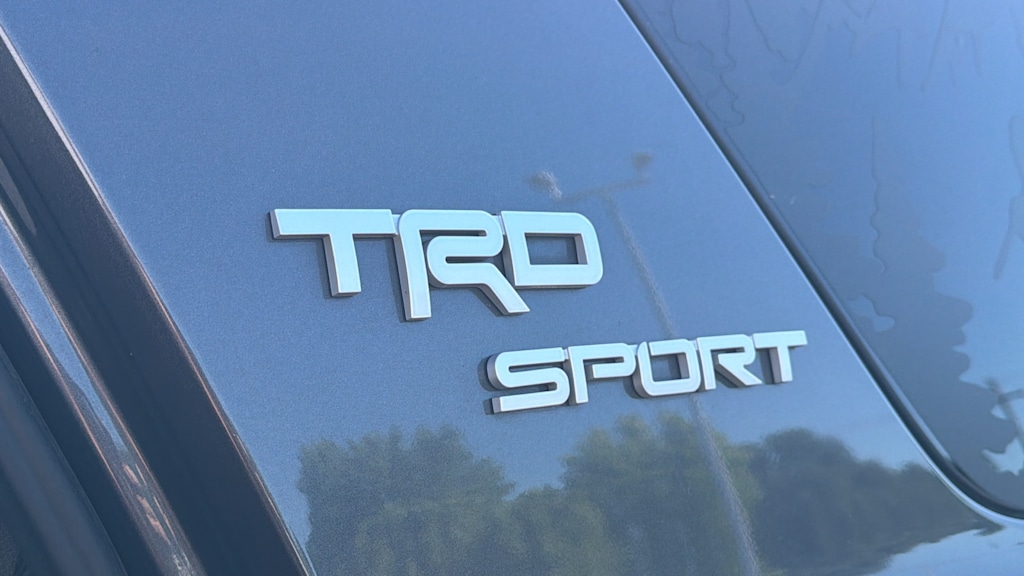 Thumbnail: 2022 Toyota 4Runner - 7
