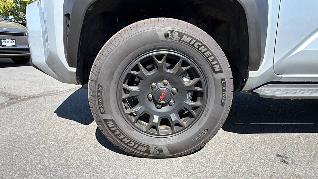 Thumbnail: 2025 Toyota 4Runner - 8