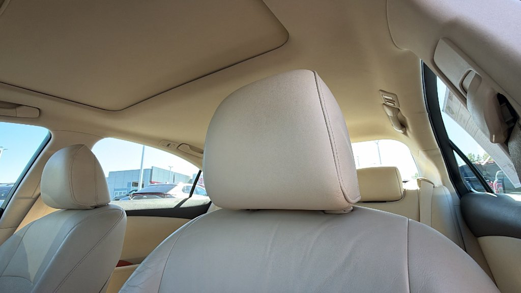 Thumbnail: 2011 Lexus ES - 23