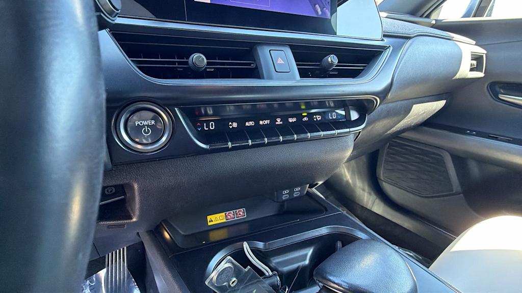 Thumbnail: 2023 Lexus UX - 23