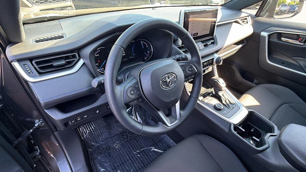 Thumbnail: 2025 Toyota RAV4 - 2