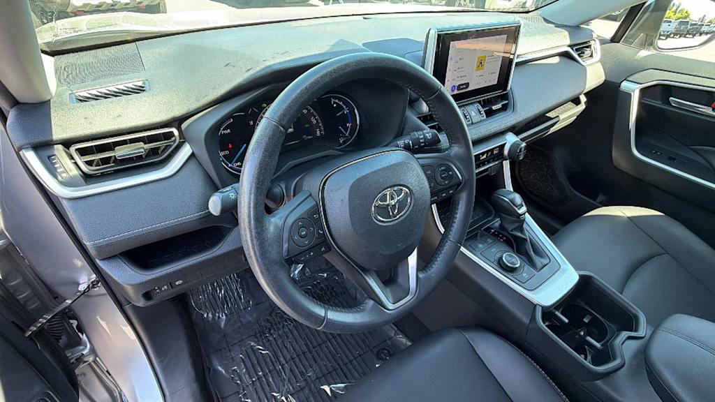 Thumbnail: 2023 Toyota RAV4 - 2