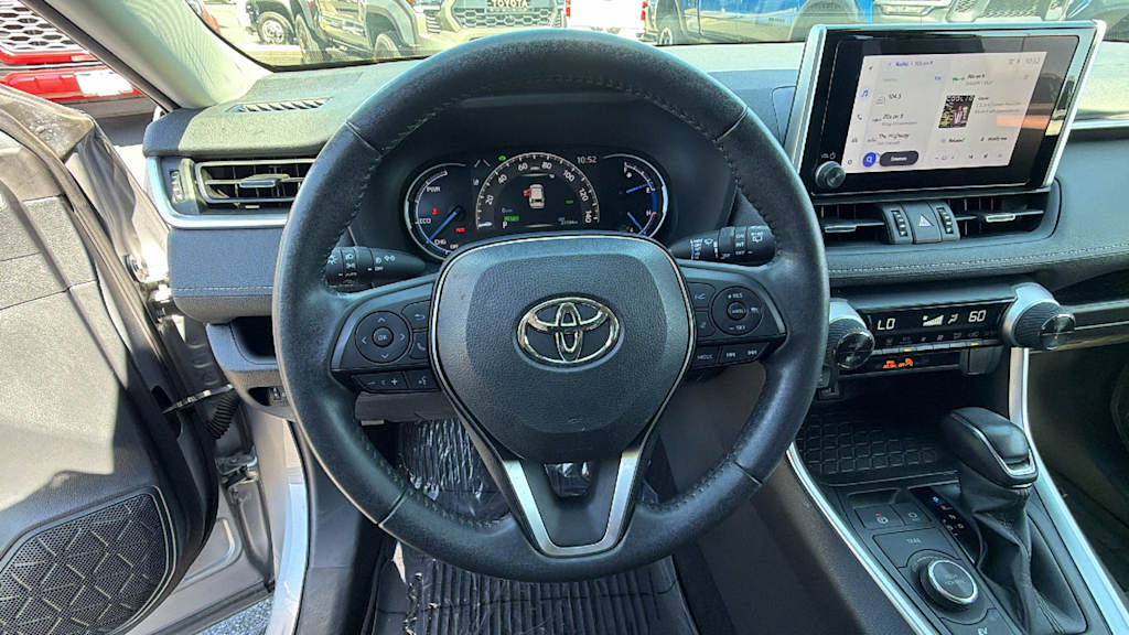 Thumbnail: 2023 Toyota RAV4 - 9