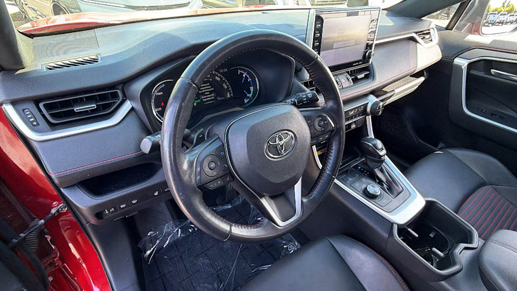 Thumbnail: 2022 Toyota RAV4 - 2