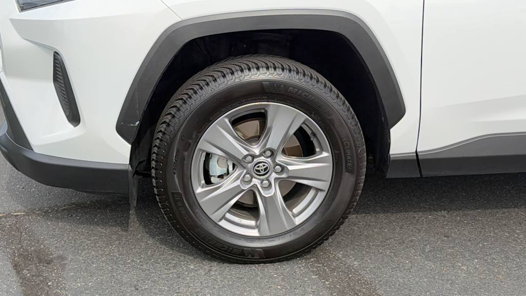 Thumbnail: 2025 Toyota RAV4 - 8