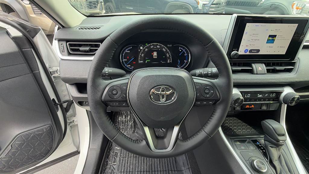Thumbnail: 2025 Toyota RAV4 - 9