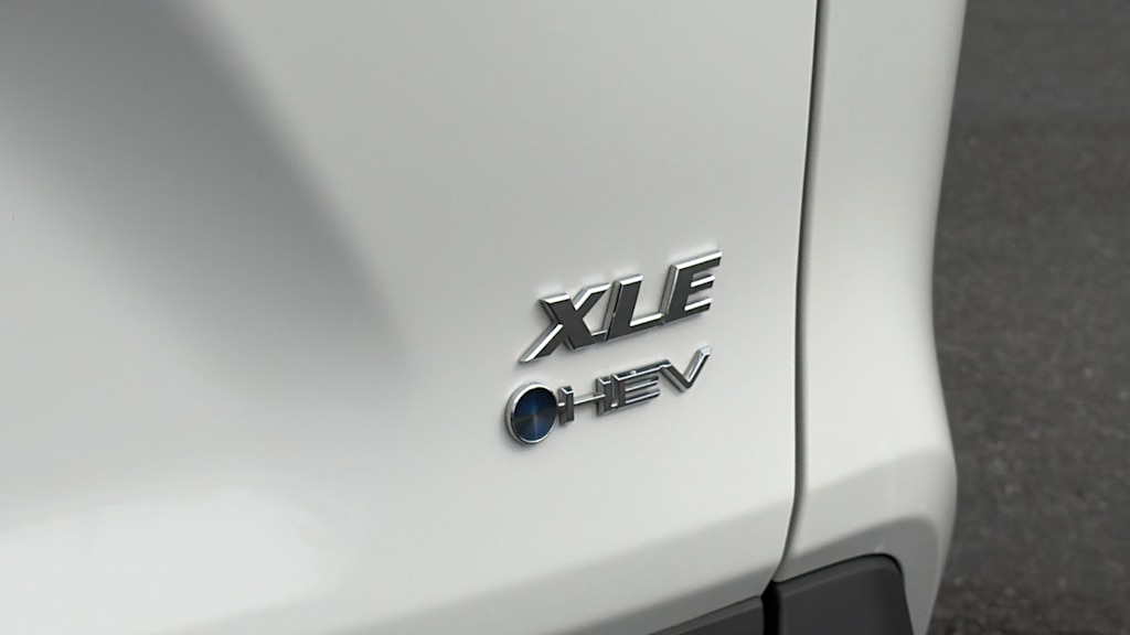 Thumbnail: 2025 Toyota RAV4 - 7
