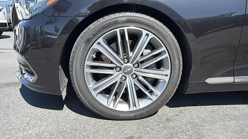 Thumbnail: 2019 Genesis G80 - 8