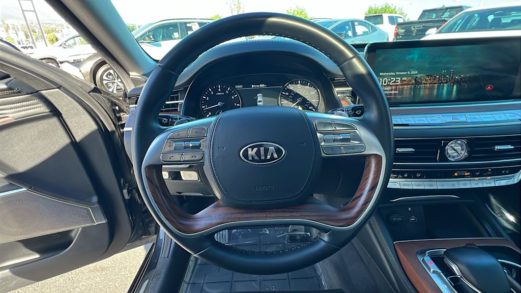 2020 Kia K900 Luxury 14