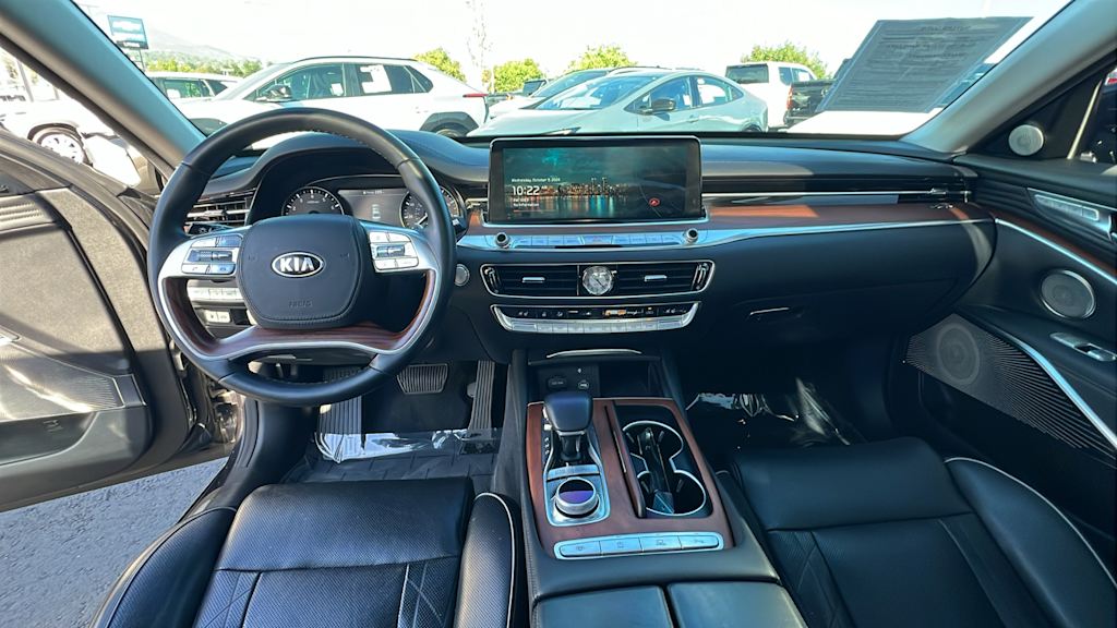 2020 Kia K900 Luxury 10