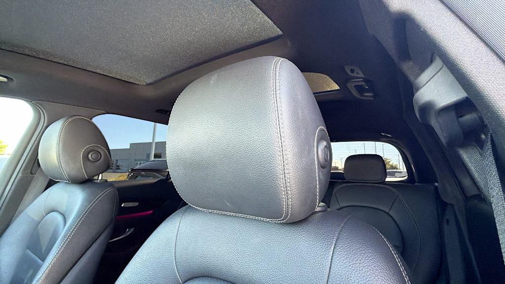 Thumbnail: 2020 Mercedes-Benz GLC - 9
