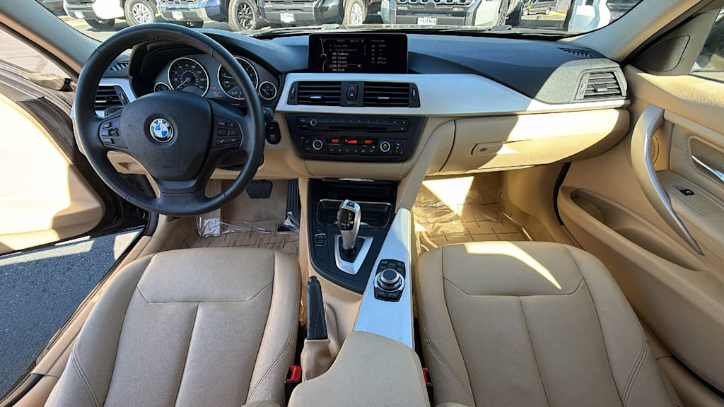 Thumbnail: 2013 BMW 3 Series - 13