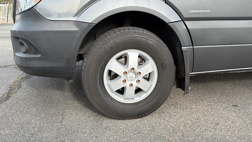 Thumbnail: 2015 Mercedes-Benz Sprinter - 7