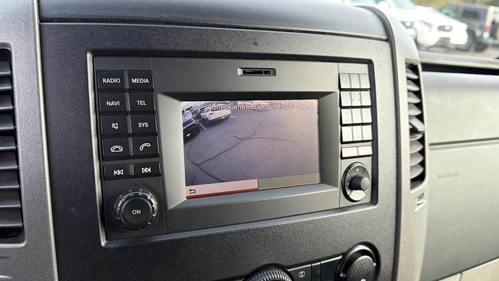 Thumbnail: 2015 Mercedes-Benz Sprinter - 21