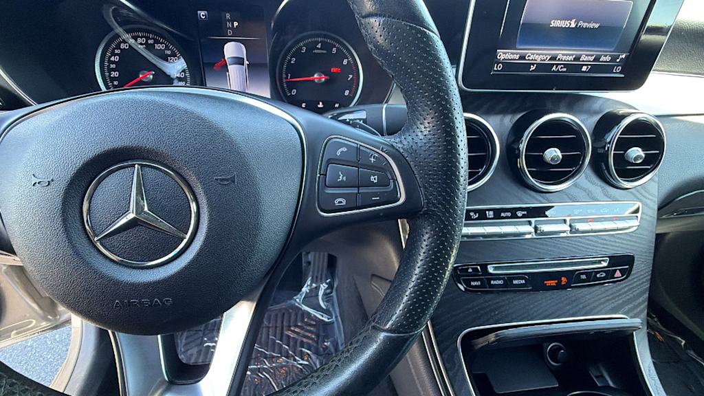 Thumbnail: 2019 Mercedes-Benz GLC - 27