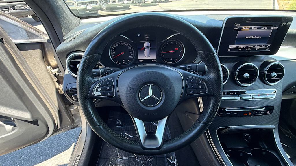 Thumbnail: 2019 Mercedes-Benz GLC - 9