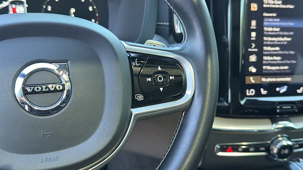 Thumbnail: 2020 Volvo XC60 - 26