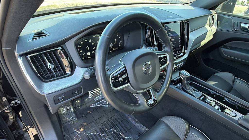 Thumbnail: 2020 Volvo XC60 - 2