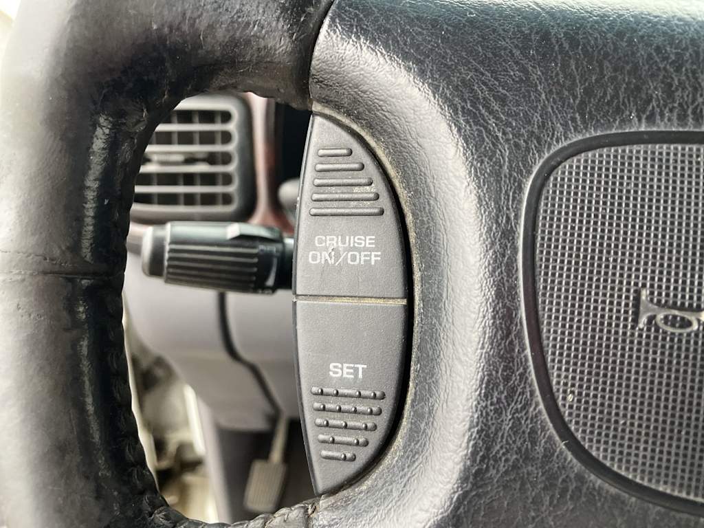 Thumbnail: 1998 Dodge Ram 2500 - 25