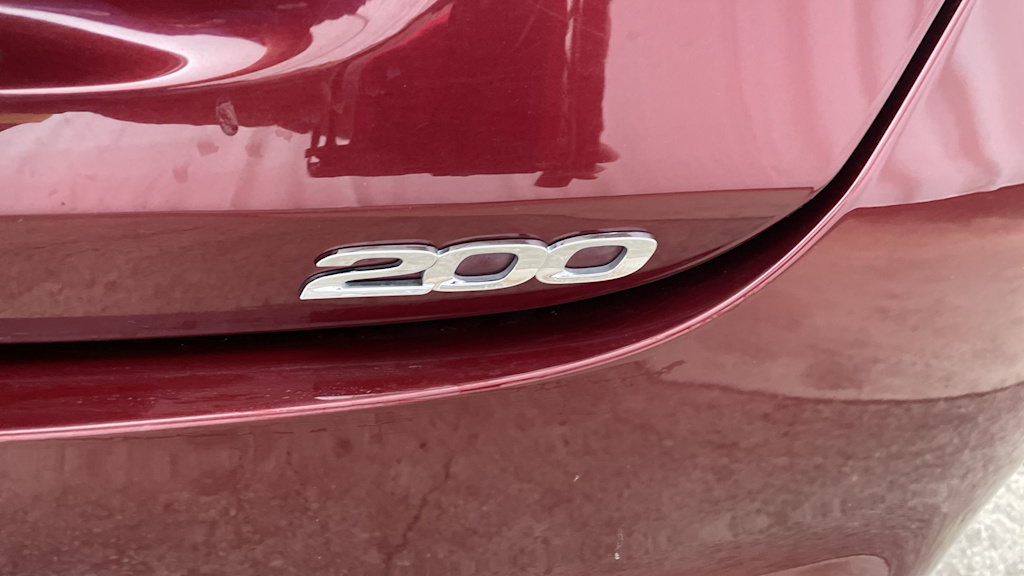 Thumbnail: 2016 Chrysler 200 - 33