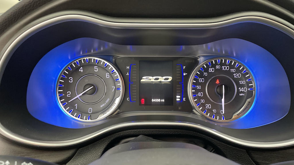 Thumbnail: 2016 Chrysler 200 - 28