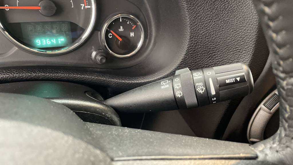 2017 Jeep Wrangler Unlimited Sport 28