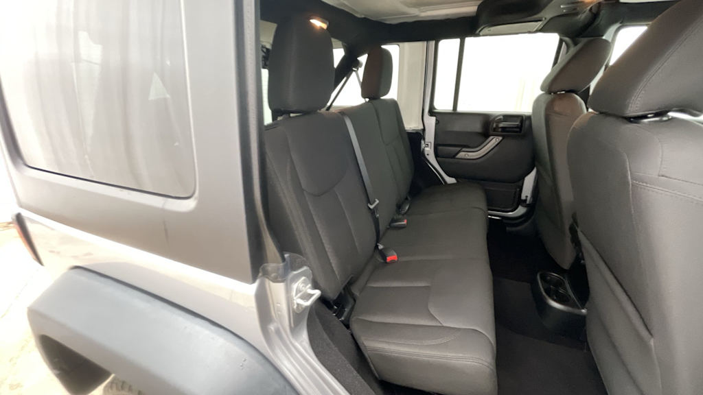 2017 Jeep Wrangler Unlimited Sport 24