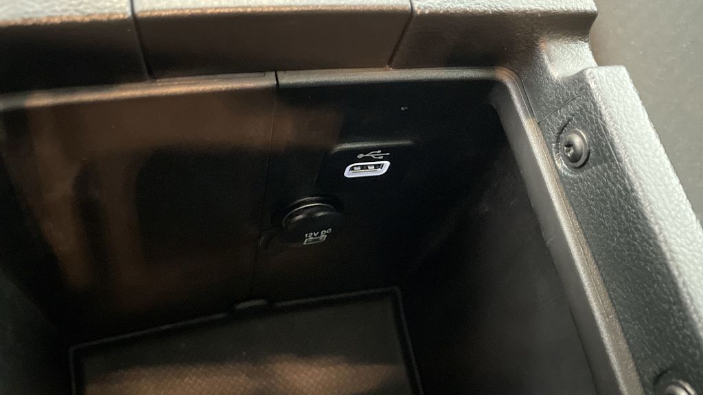 2017 Jeep Wrangler Unlimited Sport 30