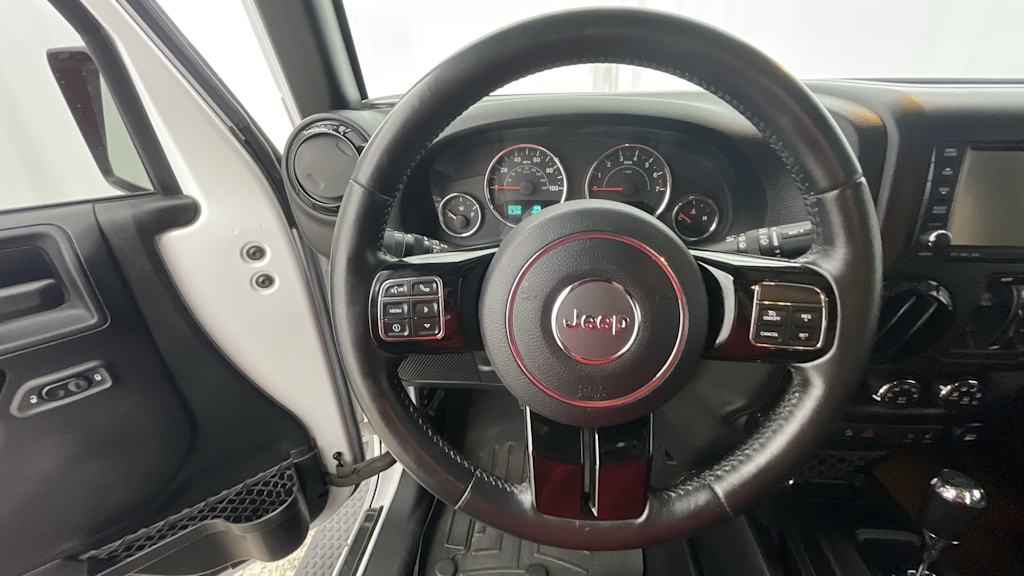 Thumbnail: 2015 Jeep Wrangler - 8