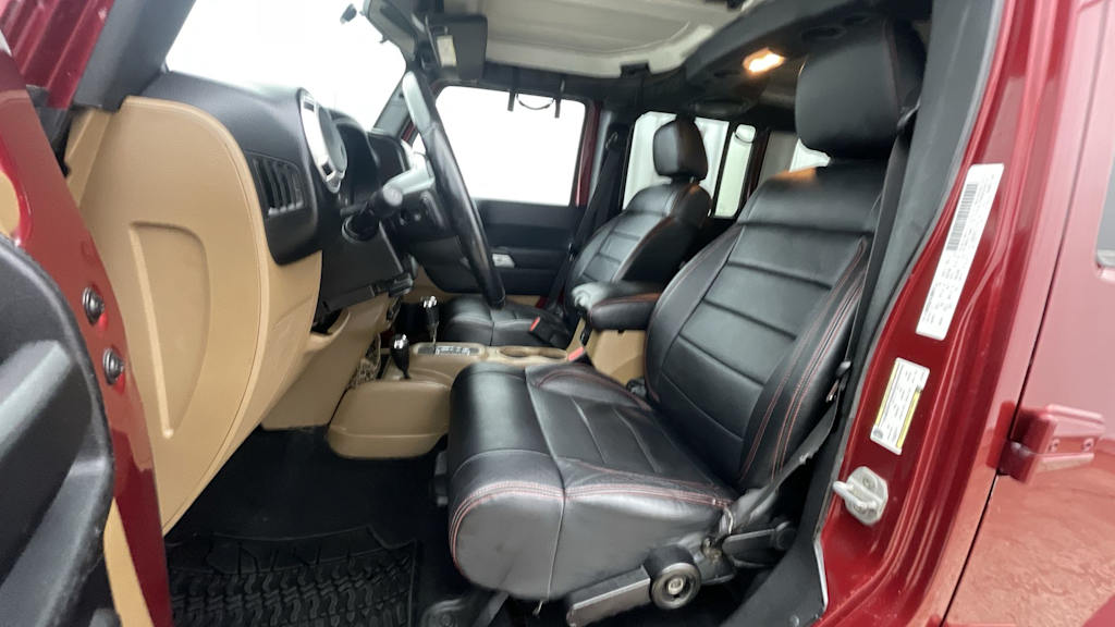 Thumbnail: 2012 Jeep Wrangler - 19