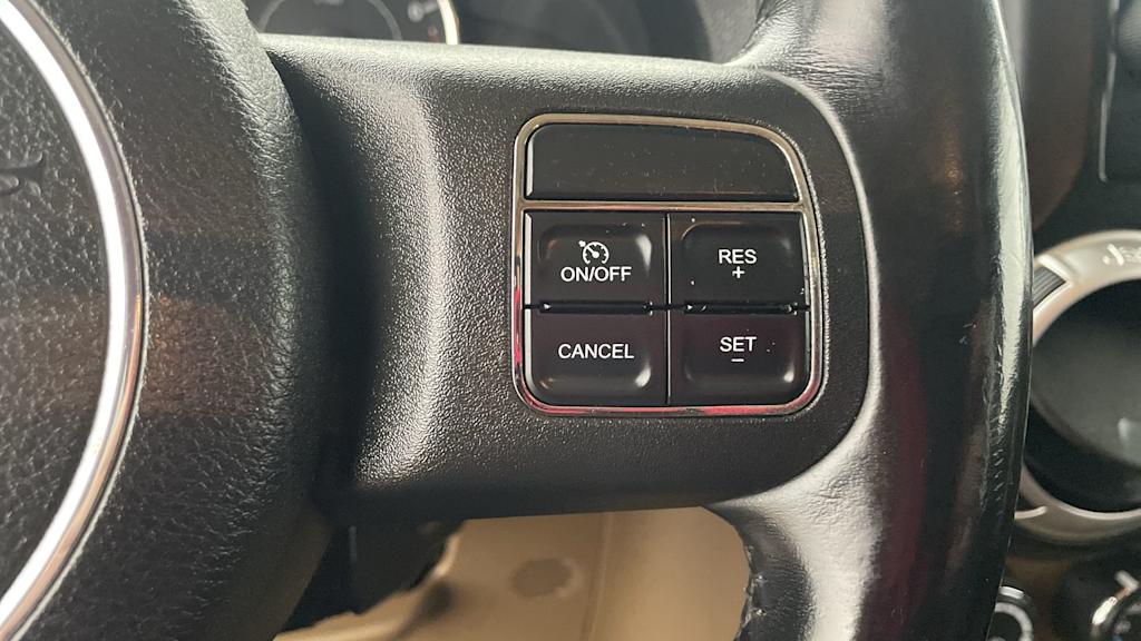 Thumbnail: 2012 Jeep Wrangler - 24