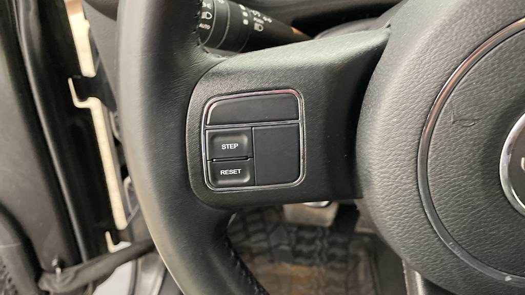 Thumbnail: 2018 Jeep Wrangler - 24