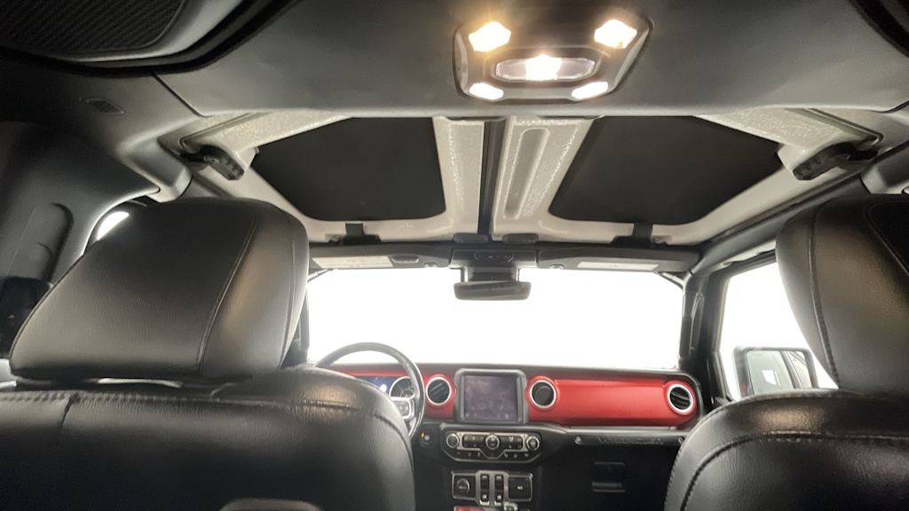 Thumbnail: 2020 Jeep Wrangler - 15