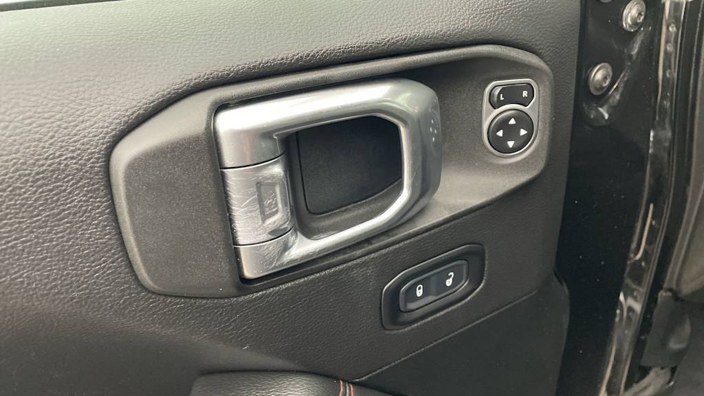 Thumbnail: 2020 Jeep Wrangler - 21