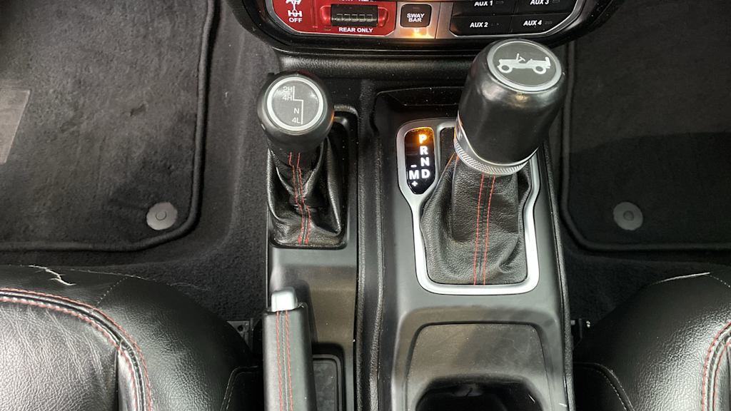 Thumbnail: 2020 Jeep Wrangler - 31