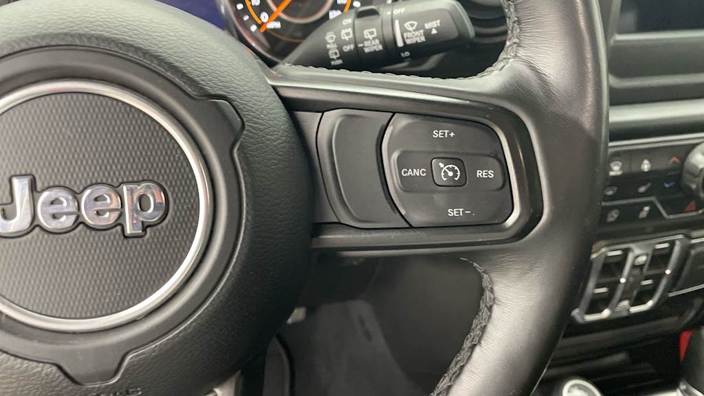 Thumbnail: 2022 Jeep Wrangler - 24